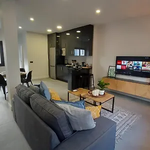 Apartamento Rent4, Málaga