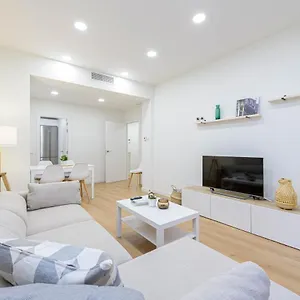 Apartamento Wintowinrentals Plaza Del Teatro Historic Center & Free Parking, Málaga